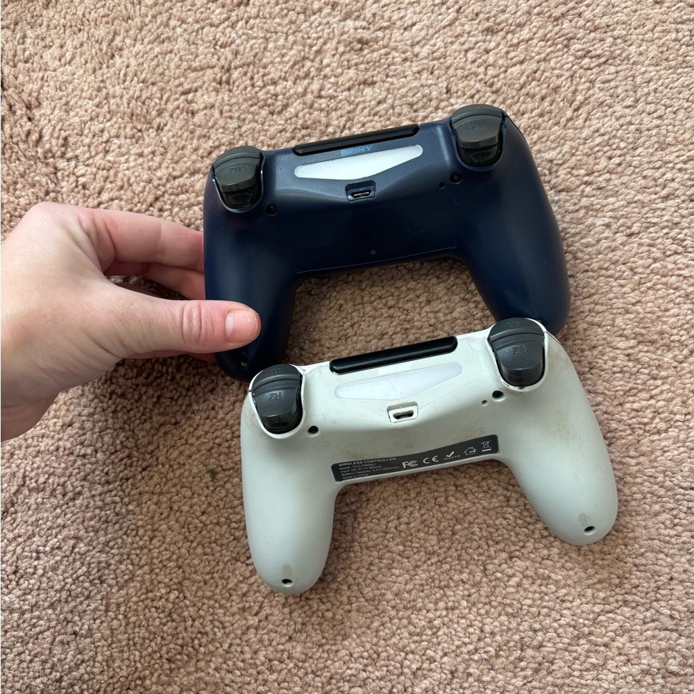 Two PS4 Controllers - Picture 4 of 4
